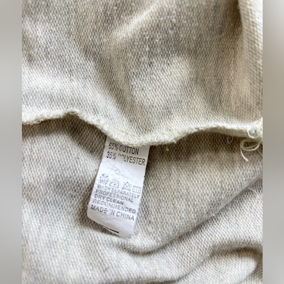 Cozy Colorblock Long Sleeve Women's Sweatshirt Red, Gray and Oatmeal Size M - Picture 8 of 8